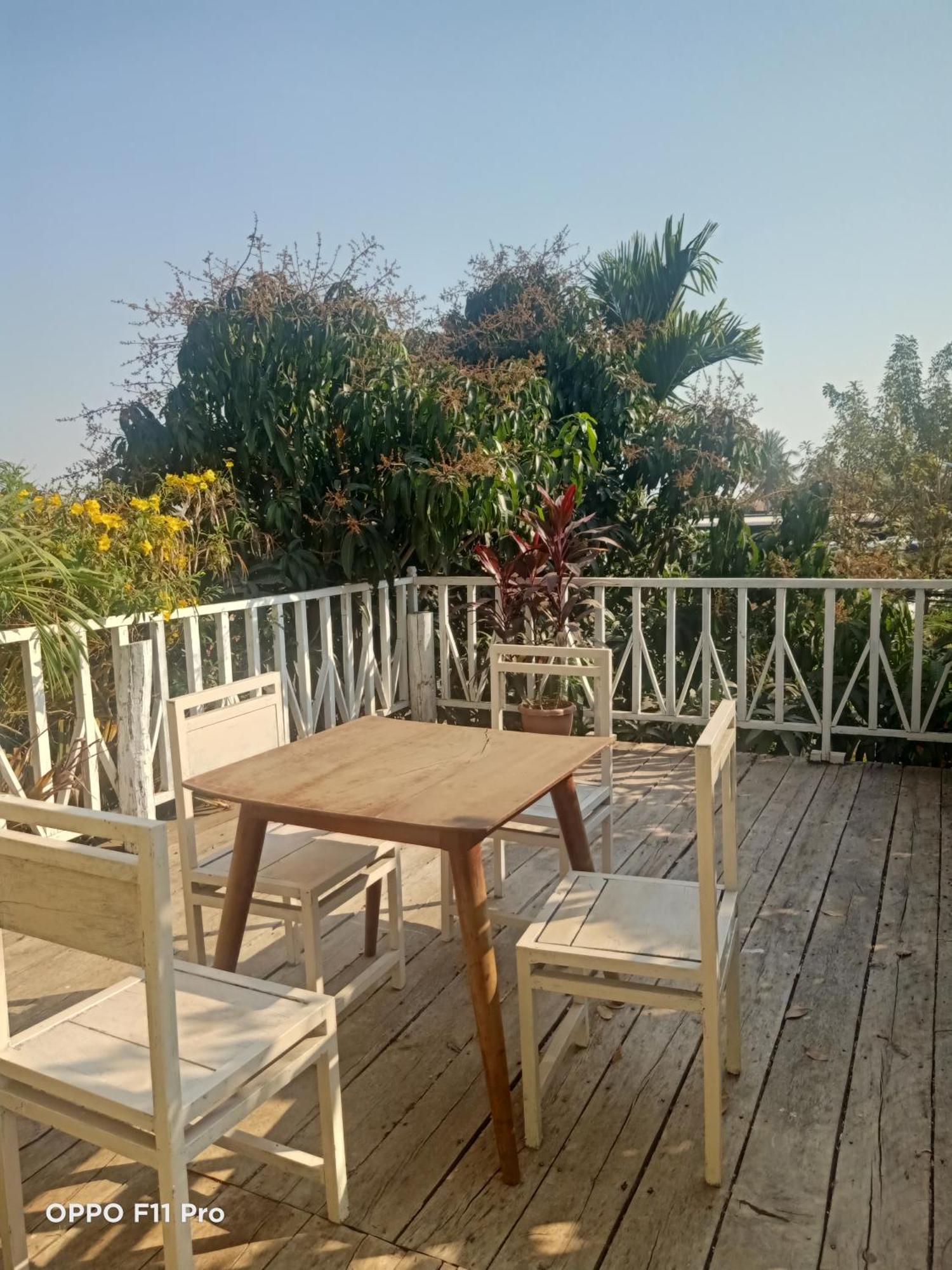 Homestay Yellow Natural House Siem Reap Exterior foto