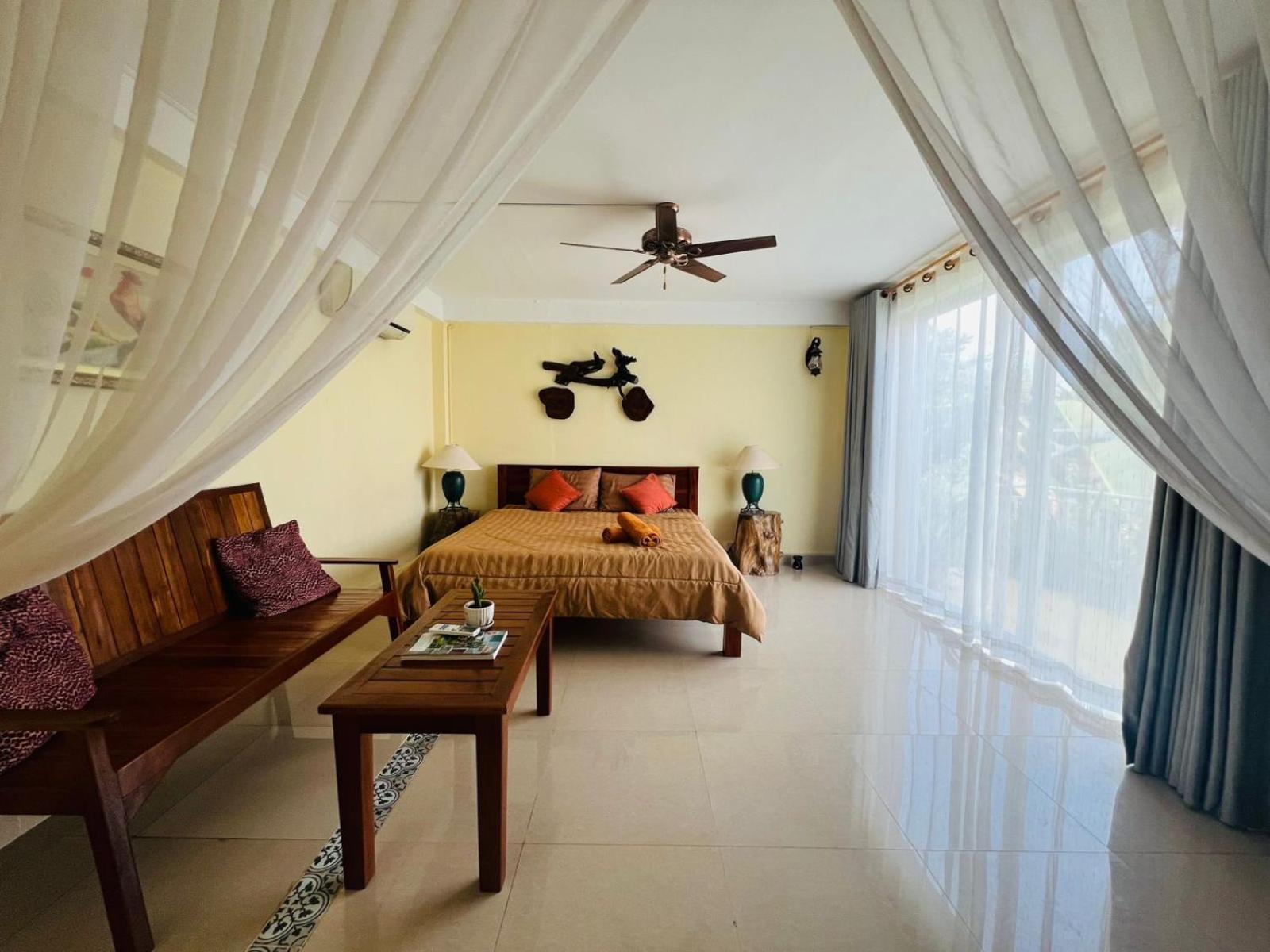 Homestay Yellow Natural House Siem Reap Exterior foto