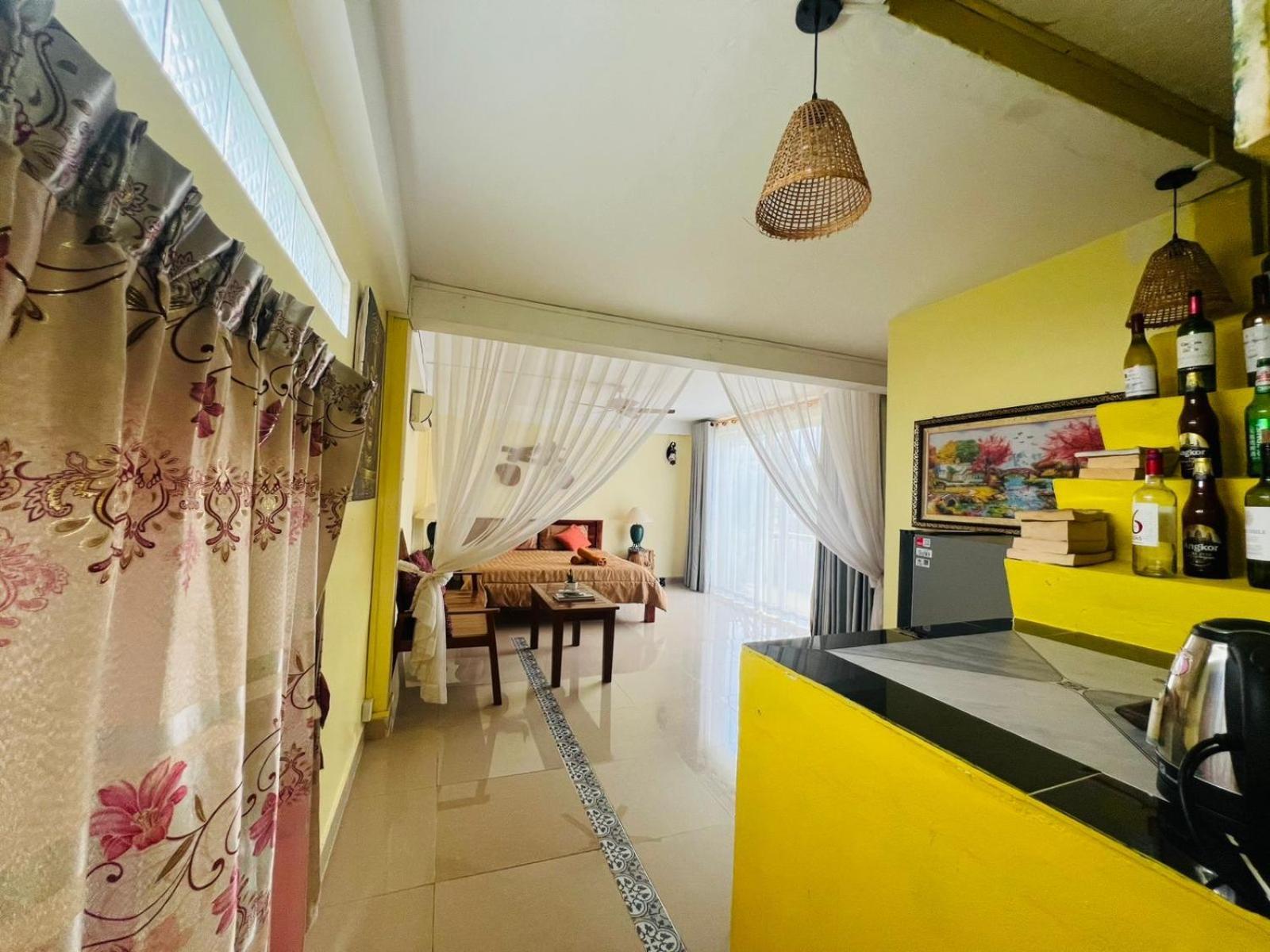 Homestay Yellow Natural House Siem Reap Exterior foto
